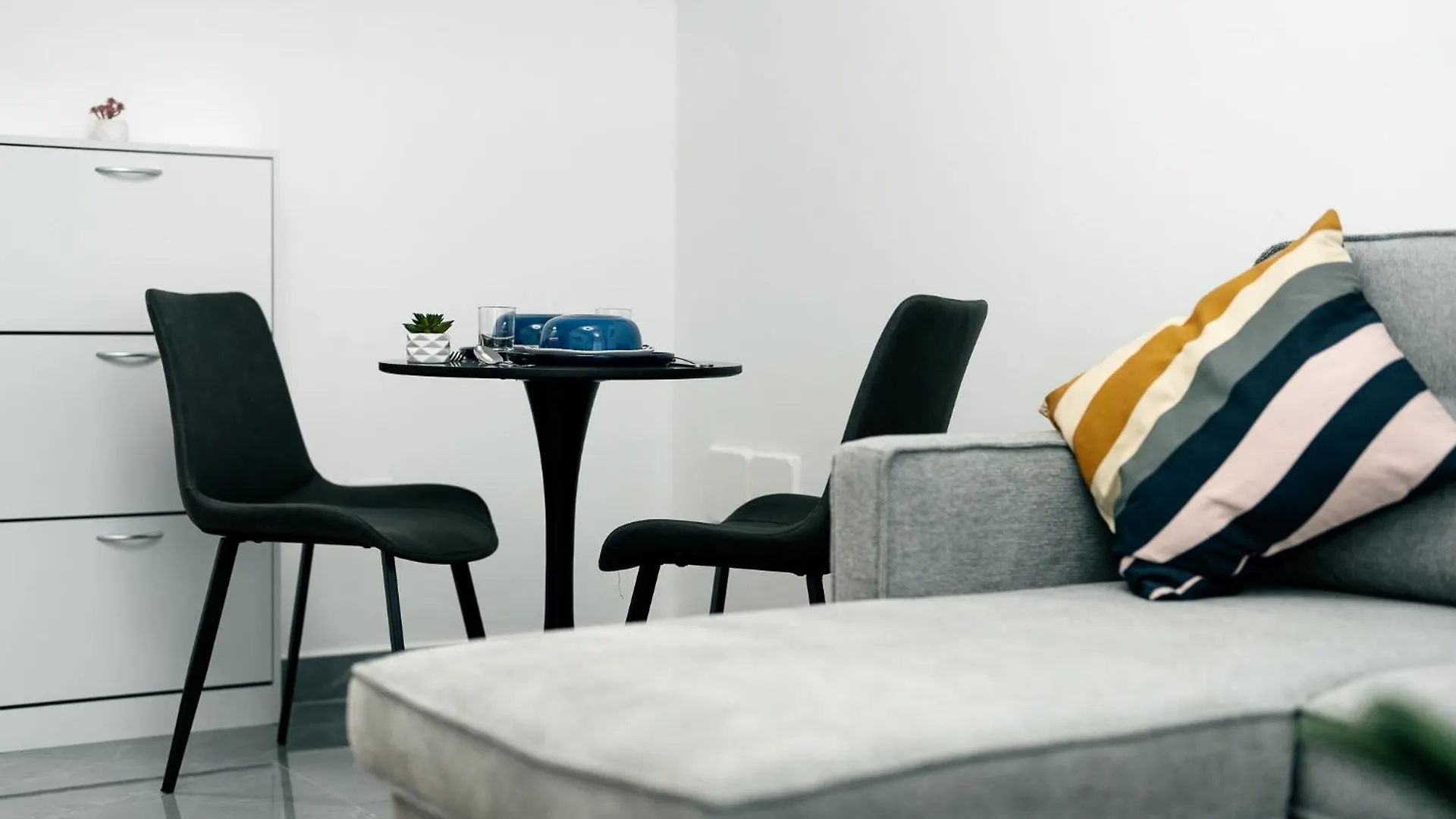 Dubai Marina - Lovely Studio Apartment 0*,  Émirats arabes unis